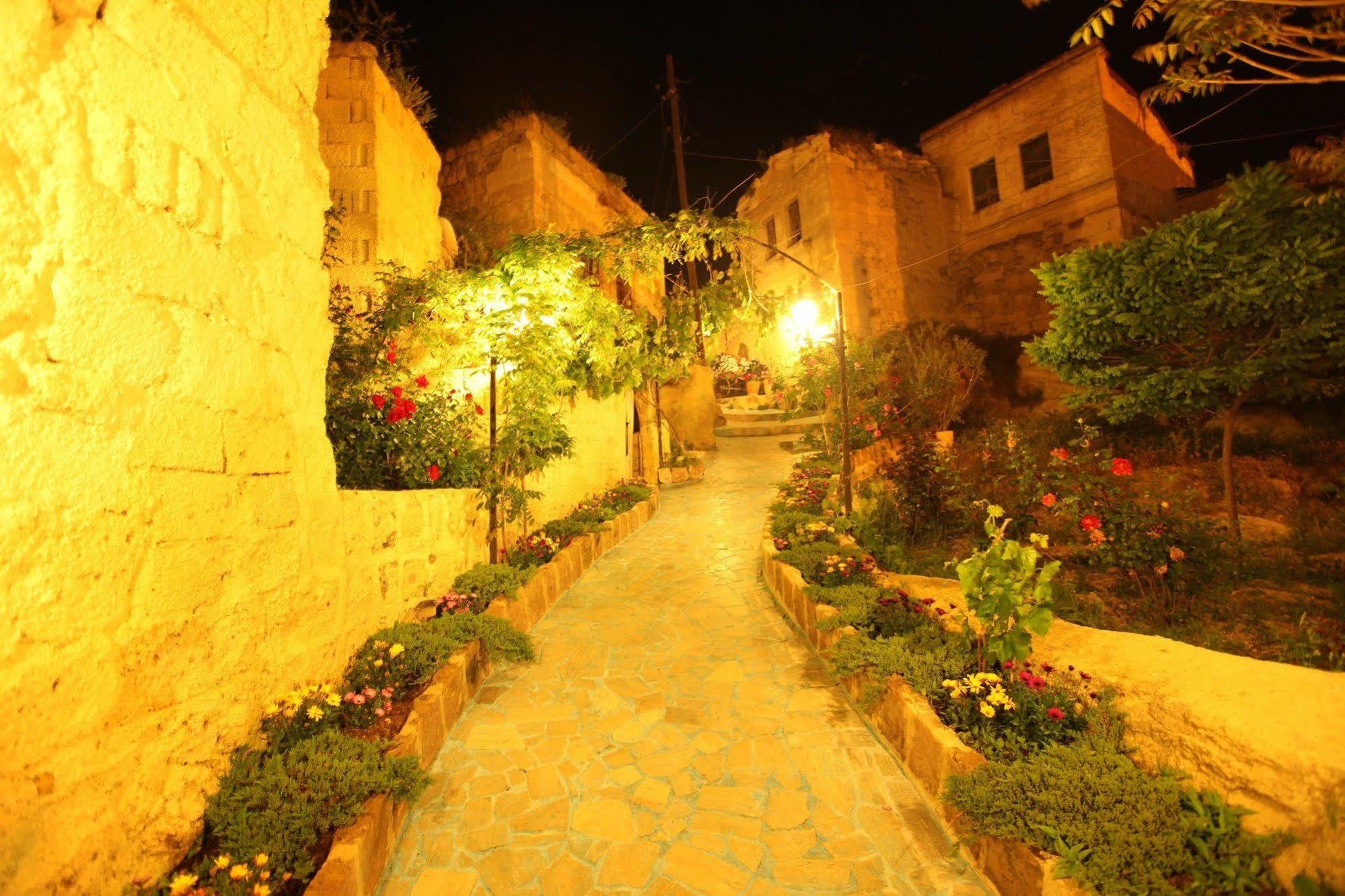 Blue Valley Cave Hotel Ürgüp Extérieur photo